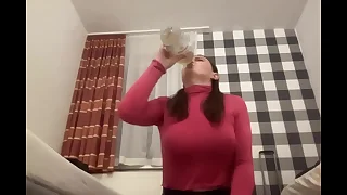 My everyday piss drinking Giselle.